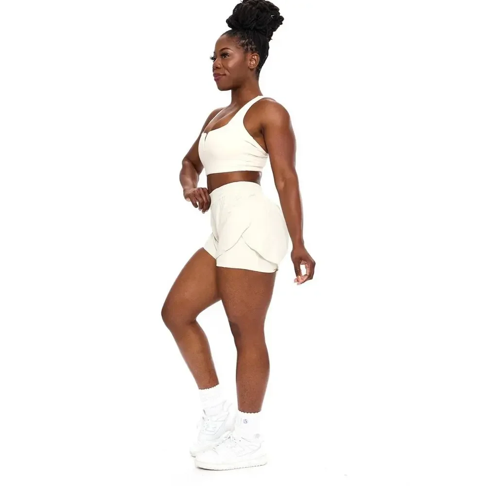 NWT $46 BuffBunny Buff Bunny Nubre Notch Sports Bra in Oat Milk (Cream) Sz L - Picture 2 of 16